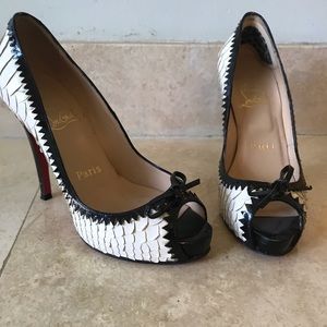 CHRISTIAN LOUBOUTIN HEELS